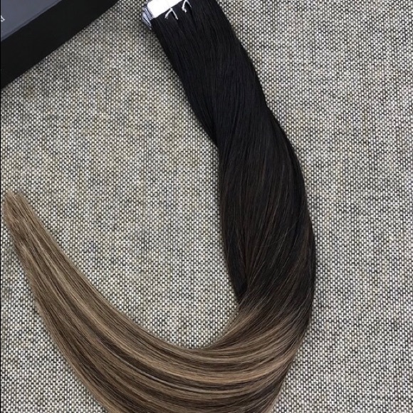 ?ALEXIS 20” 1B/6/27 BALAYAGE HUMAN HAIR TAPEINS? main image 3